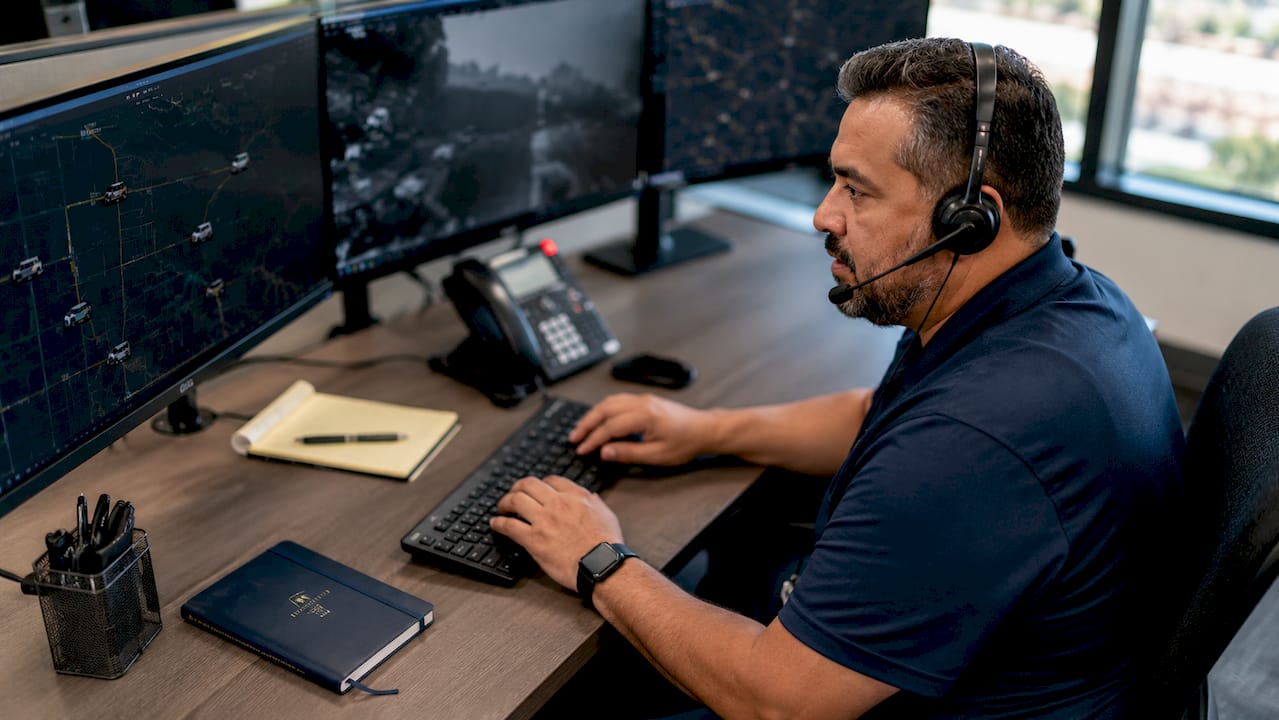 Dispatcher monitoring live limo GPS tracking screens